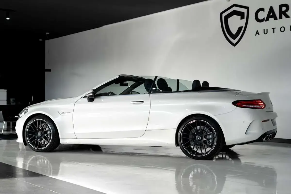 Usado Mercedes C63 AMG AMG 476 CV (350 kW) 2020 Blanco Descapotable