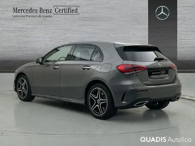 Usado Mercedes A250 218 CV (160 kW) 2023 Gris montaña