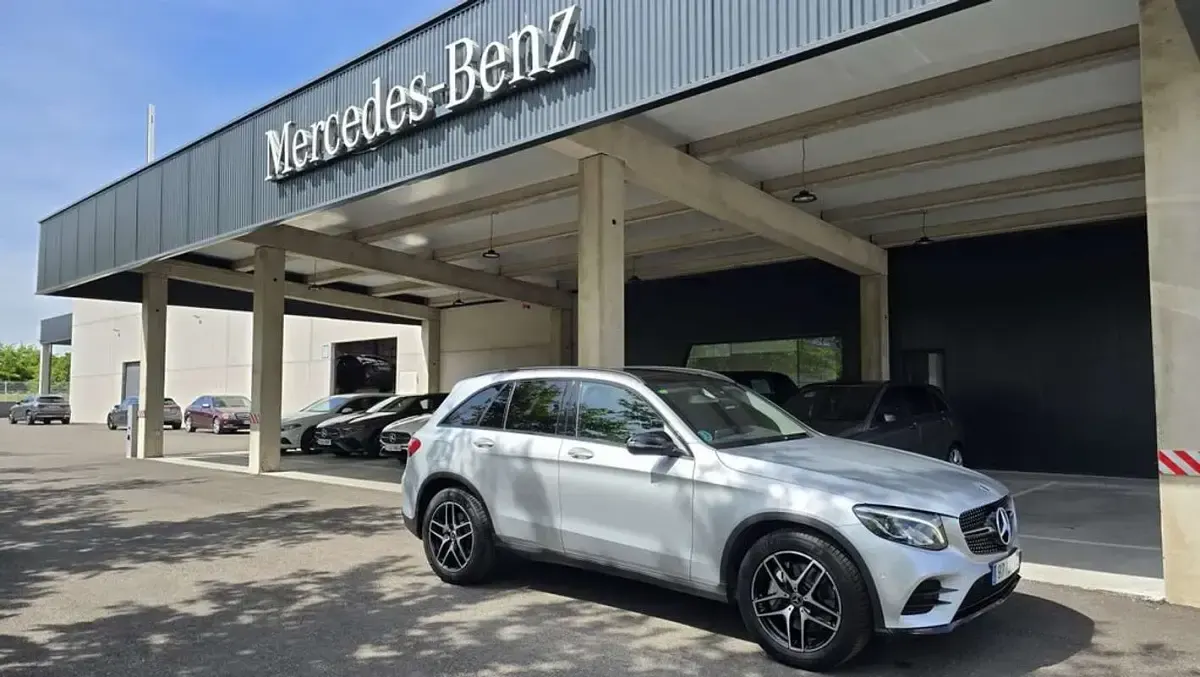 Usado Mercedes GLC250 211 CV (155 kW) 2019 Gris SUV