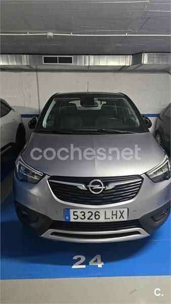 Usado Opel Crossland X Business Elegance 130 CV (95 kW) 2020 Gris / plata SUV