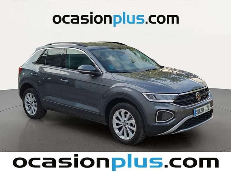 Usado VW T-Roc Life 110 CV (80 kW) 2022 Gris SUV