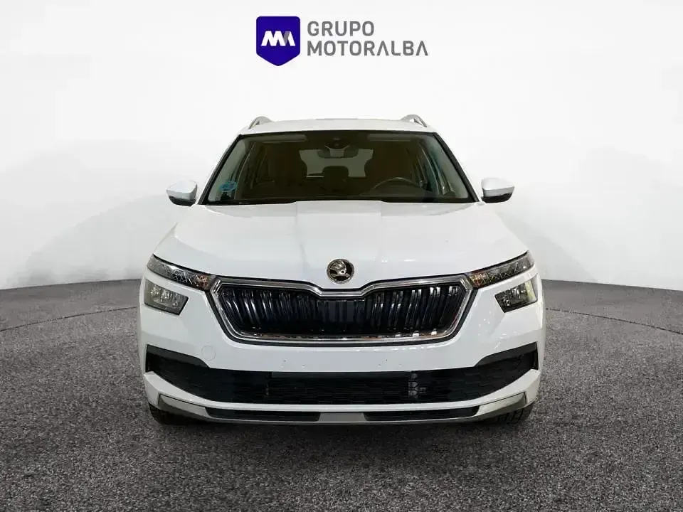 Usado Skoda Kamiq Ambition 115 CV (84 kW) 2023 Blanco SUV