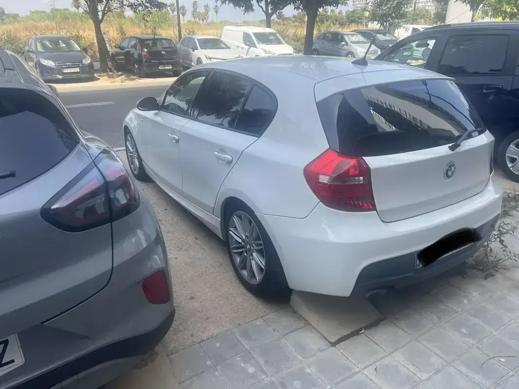 Usado BMW 116 116 CV (85 kW) 2009 Blanco Utilitario