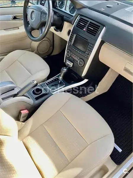 Usado Mercedes B200 136 CV (100 kW) 2005 Beige Monovolumen