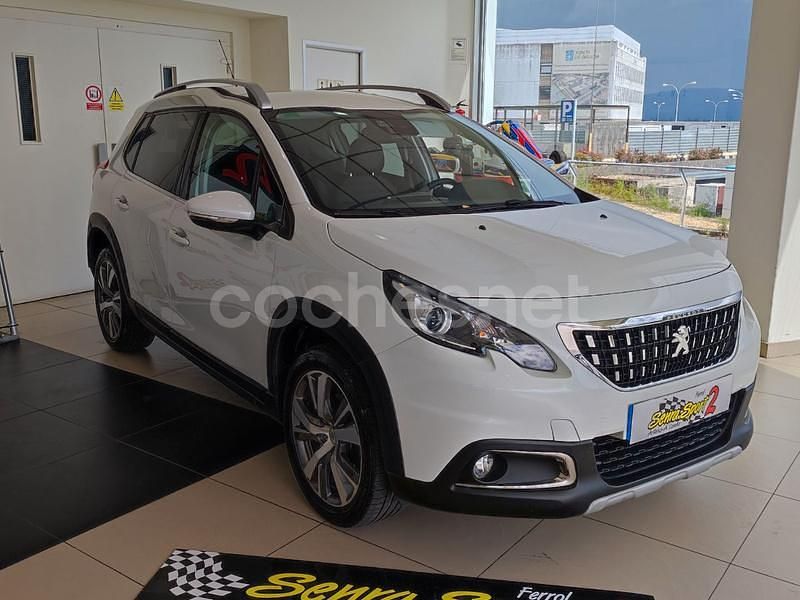 Usado Peugeot 2008 Allure 120 CV (88 kW) 2015 Blanco SUV