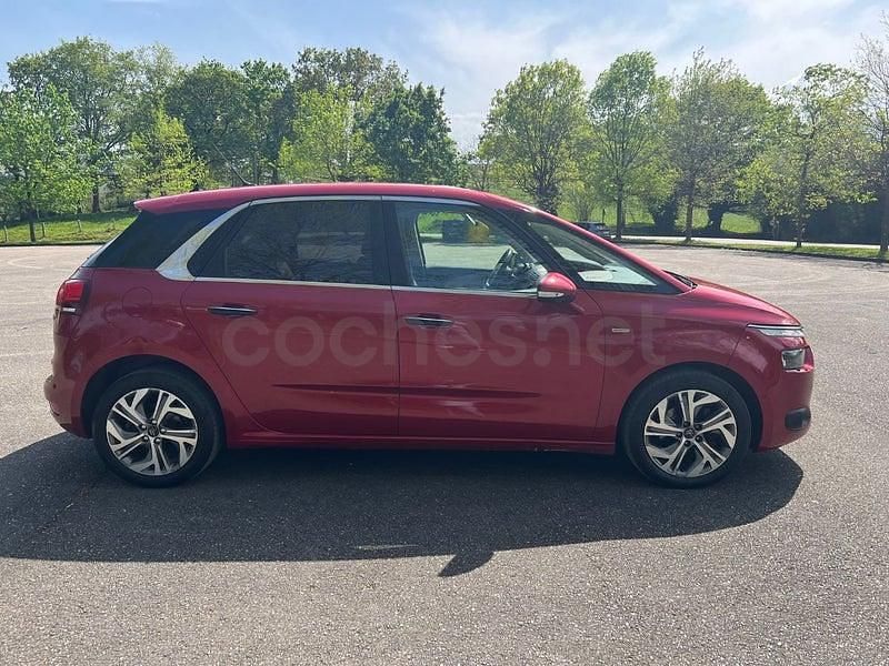 Usado Citroën C4 Picasso Exclusive 115 CV (84 kW) 2013 Granate Monovolumen