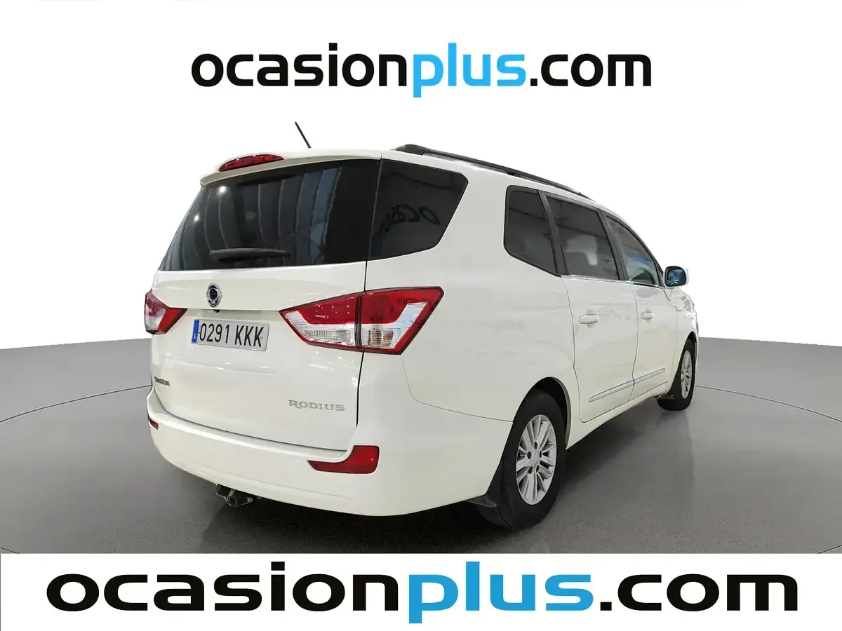 Usado SsangYong Rodius 178 CV (130 kW) 2018 Blanco Monovolumen