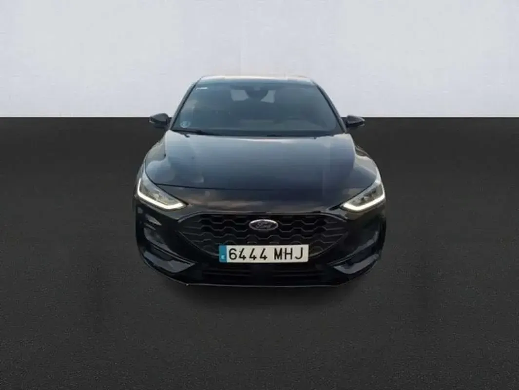 Usado Ford Focus ST-Line 155 CV (114 kW) 2023 Negro Utilitario