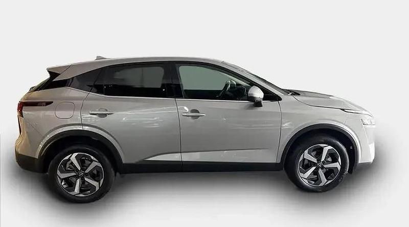 Usado Nissan Qashqai N-Connecta 140 CV (102 kW) 2024 Diamond silver (metalizado) SUV