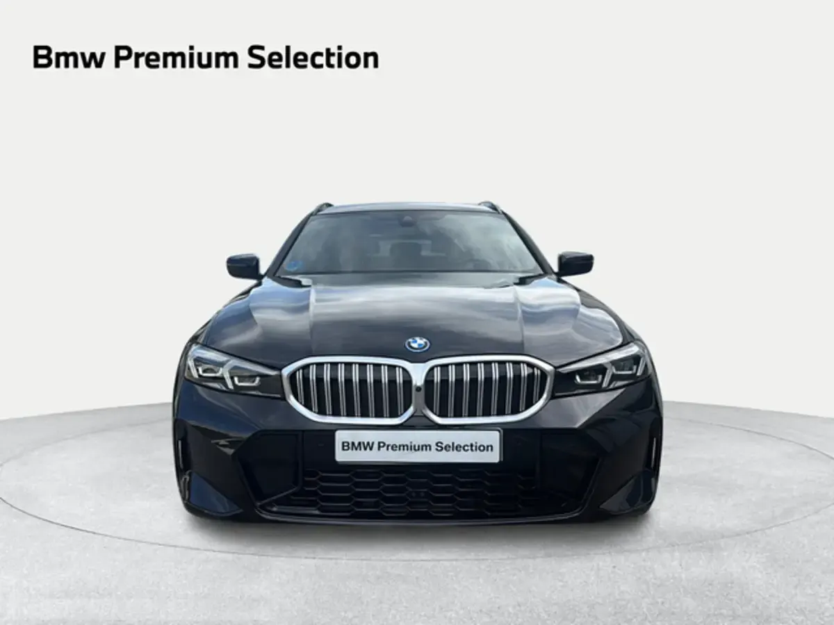 Usado BMW 330e Comfort Edition 292 CV (214 kW) 2024 Negro Familiar