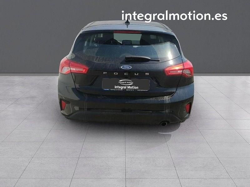 Usado Ford Focus Titanium 119 CV (87 kW) 2020 Negro Berlina