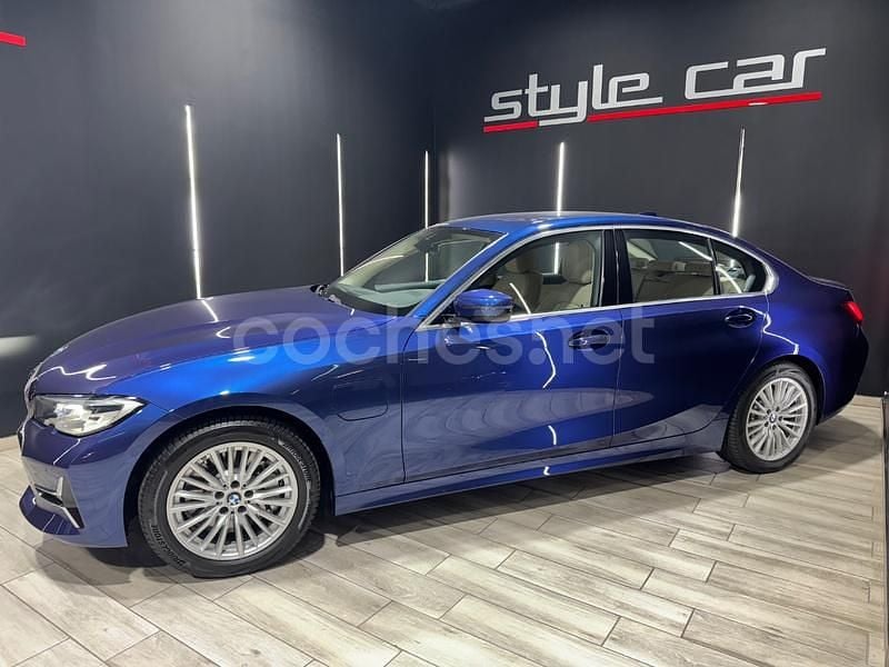 Usado BMW 330e Comfort Edition 292 HP (214 kW) 2020 Azul Sedan