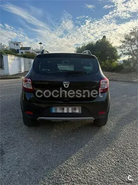 Usado Dacia Sandero Stepway 90 CV (66 kW) 2014 Negro Berlina