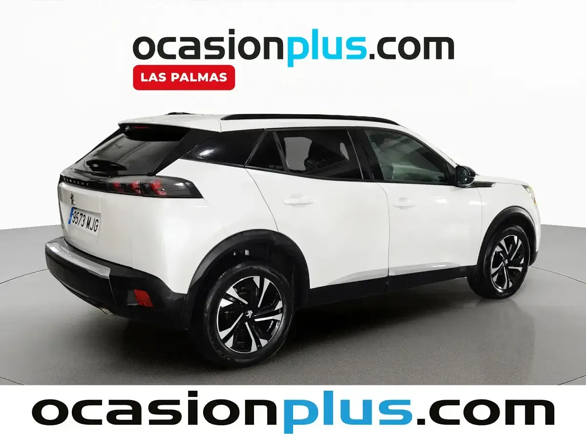 Usado Peugeot 2008 Allure 100 HP (73 kW) 2023 Branco SUV