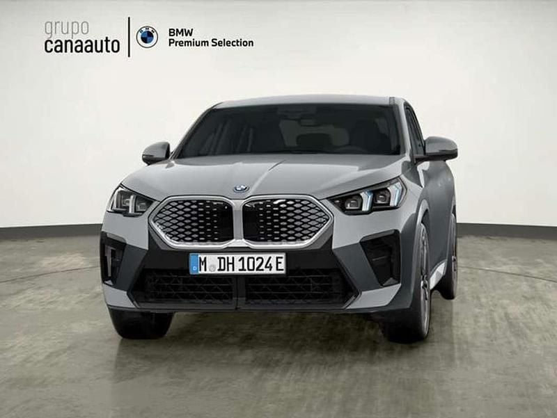 Usado BMW iX2 Comfort Edition 150 kW (204 CV) 2025 Gris SUV