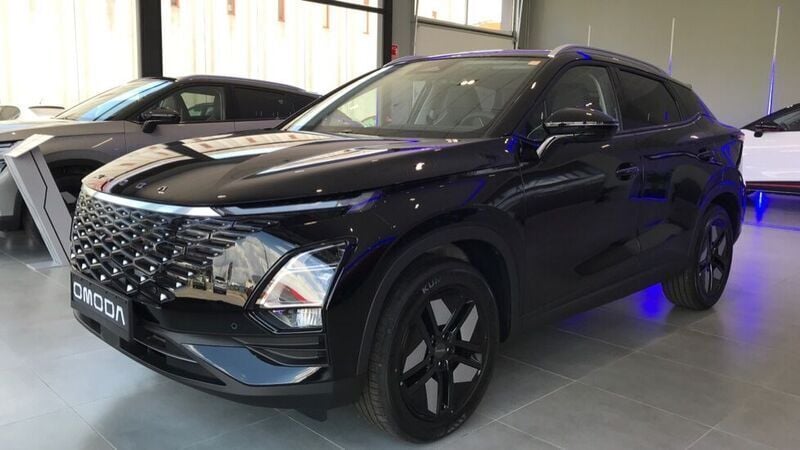 Negro Nuevo 2024 Omoda 5 SUV | 28.893 € (Precio justo) - Imagen 1/4