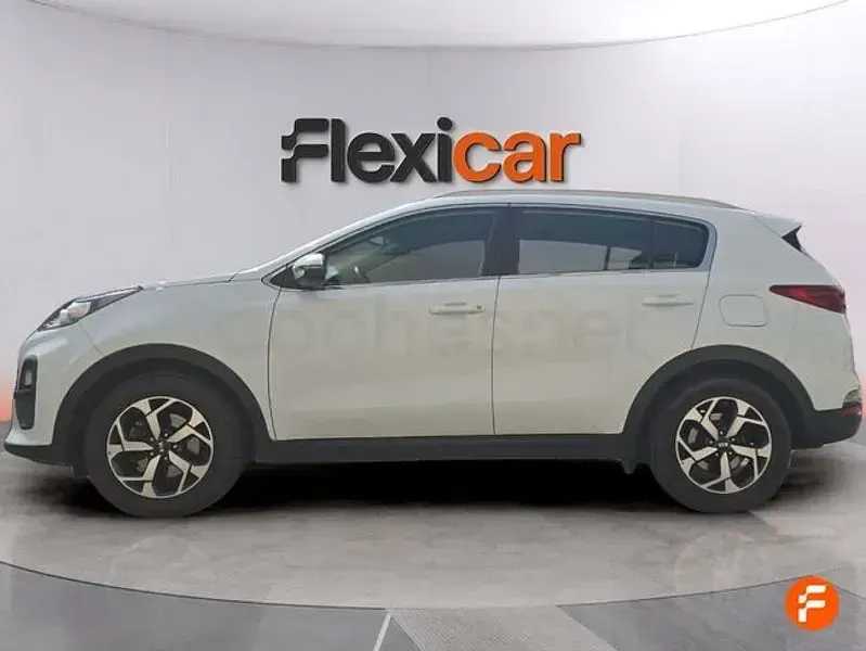Usado Kia Sportage 136 CV (100 kW) 2022 Blanco SUV