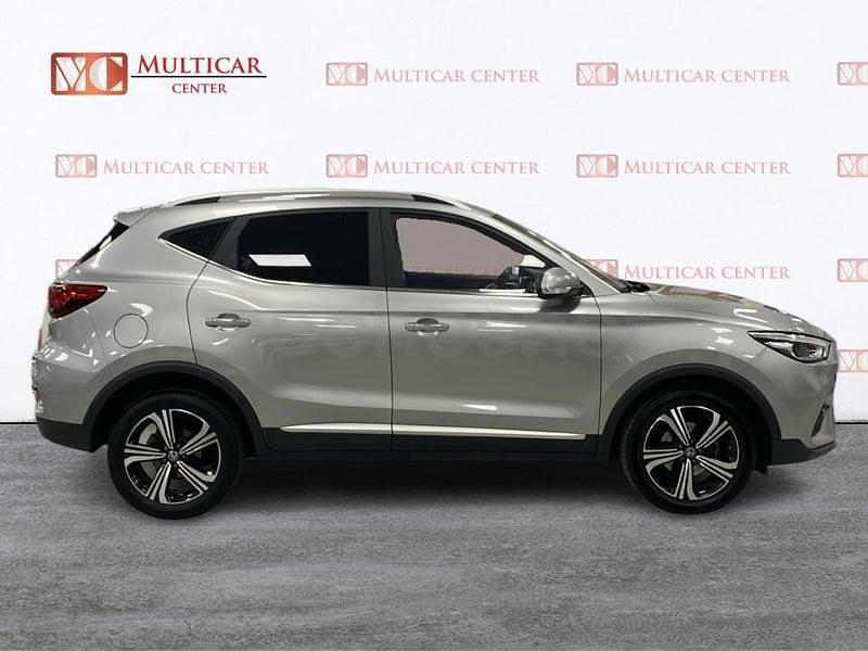 Usado MG ZS Comfort 106 CV (77 kW) 2023 Gris / plata SUV