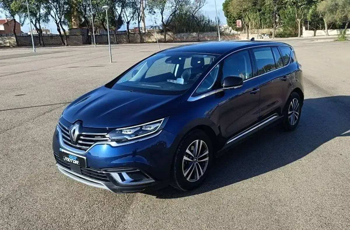 Usado Renault Espace LIMITED 224 CV (164 kW) 2021 Monovolumen