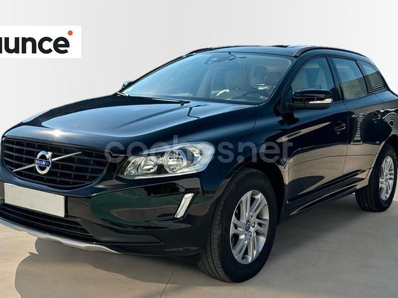 Negro Usado 2015 Volvo XC60 Momentum SUV | 16.900 € (Un poco caro) - Imagen 1/4