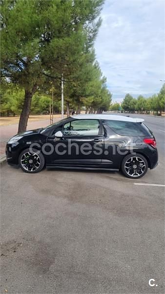 Negro Usado 2012 Citroën DS3 Berlina | 5200 € (Precio justo) - Imagen 1/4