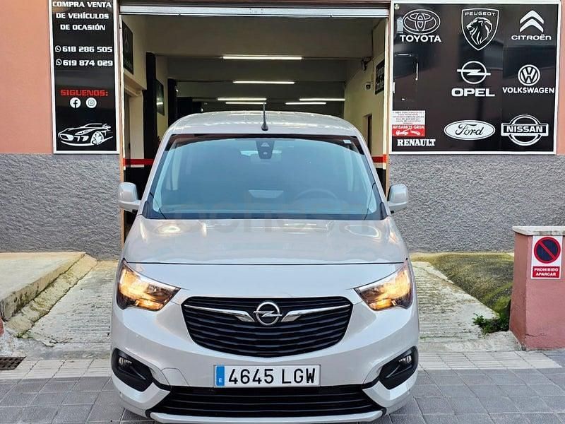 Usado Opel Combo Life Selective 102 CV (75 kW) 2020 Gris / plata Monovolumen