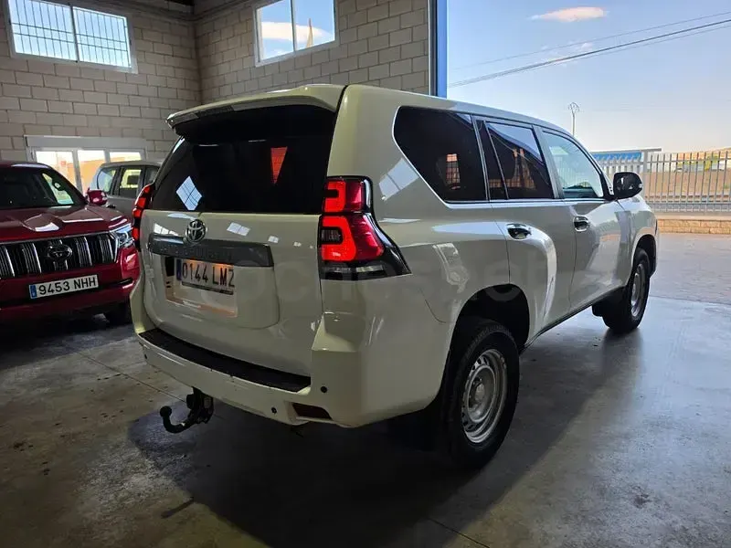 Usado Toyota Land Cruiser 204 CV (150 kW) 2021 Blanco SUV