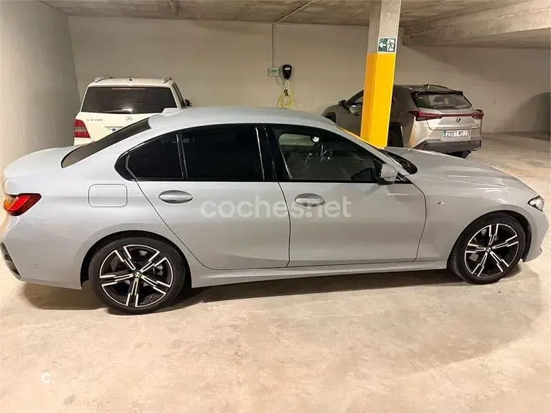 Usado BMW 320 184 CV (135 kW) 2024 Gris / plata Berlina