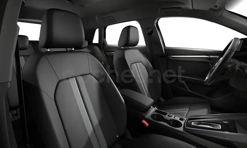 Nuevo Audi A3 Advanced 116 CV (85 kW) 2026 Gris / plata Berlina