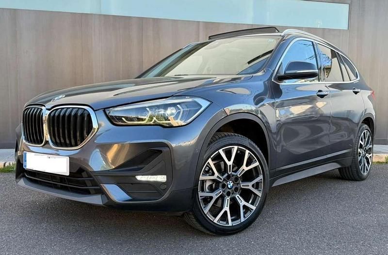 Begagnad BMW X1 150 HK (110 kW) 2021 Grå SUV