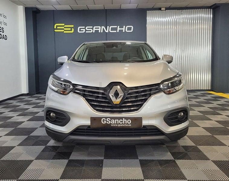 Usado Renault Kadjar LIMITED 115 CV (84 kW) 2021 Gris / plata SUV
