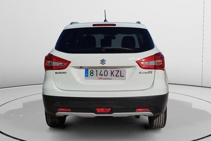 Usado Suzuki SX4 111 CV (81 kW) 2019