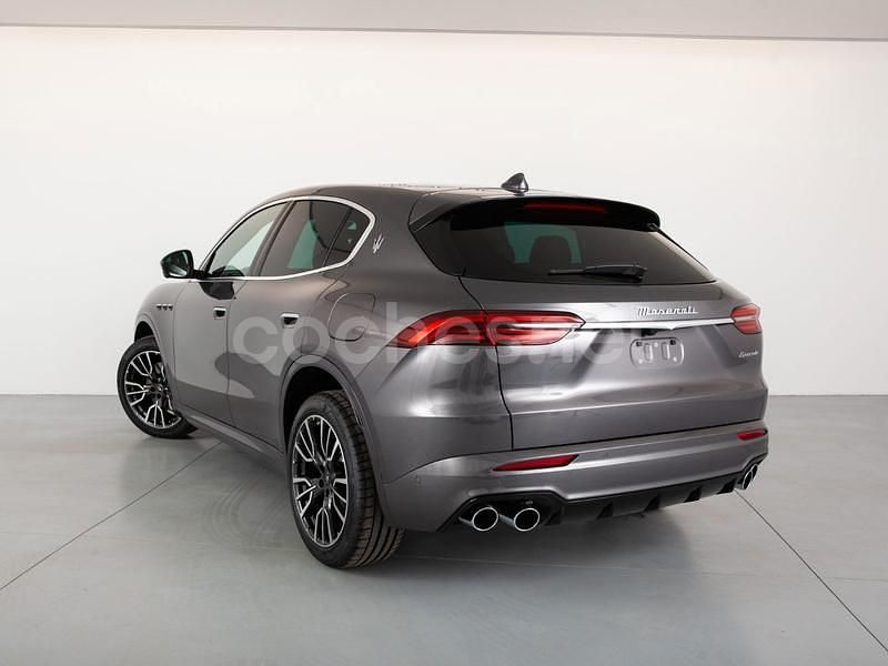 Usado Maserati Grecale GT 330 CV (242 kW) 2024 Gris / plata SUV