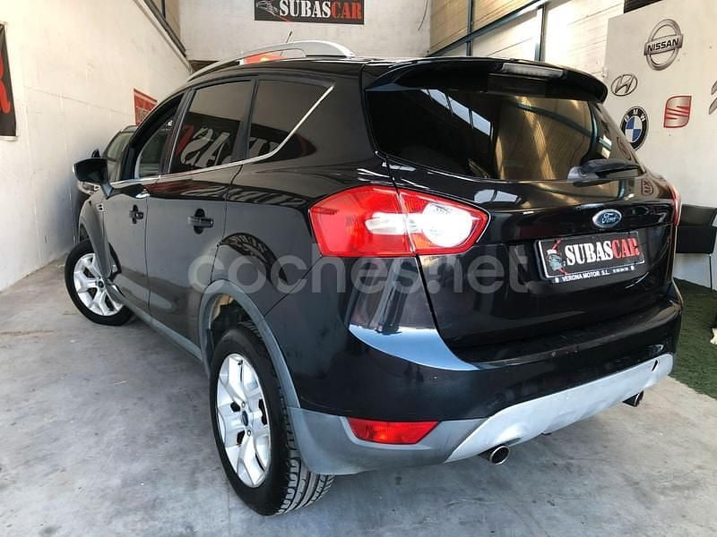 Usado Ford Kuga Trend 140 CV (102 kW) 2010 Negro SUV