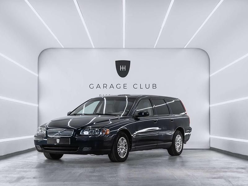 Azul Usado 2004 Volvo V70 Kinetic Familiar | 3999 € - Imagen 1/4