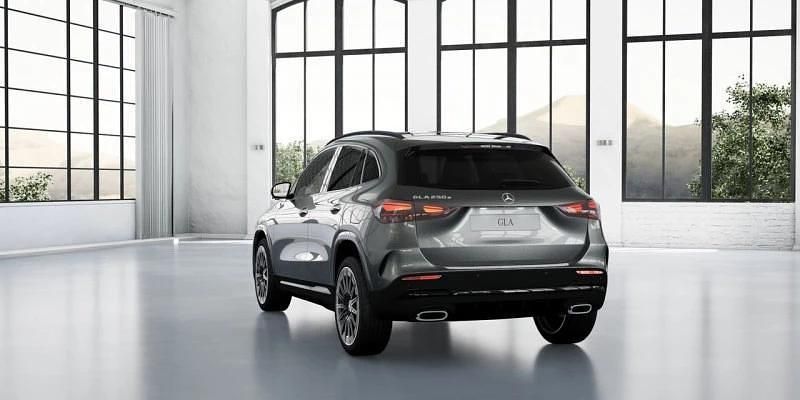 Nuevo Mercedes GLA250 218 CV (160 kW) 2026 Gris SUV