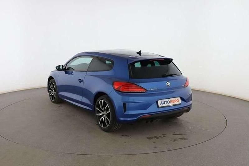 Usado VW Scirocco R-line BlueMotion 126 CV (92 kW) 2017 Azul Coupe