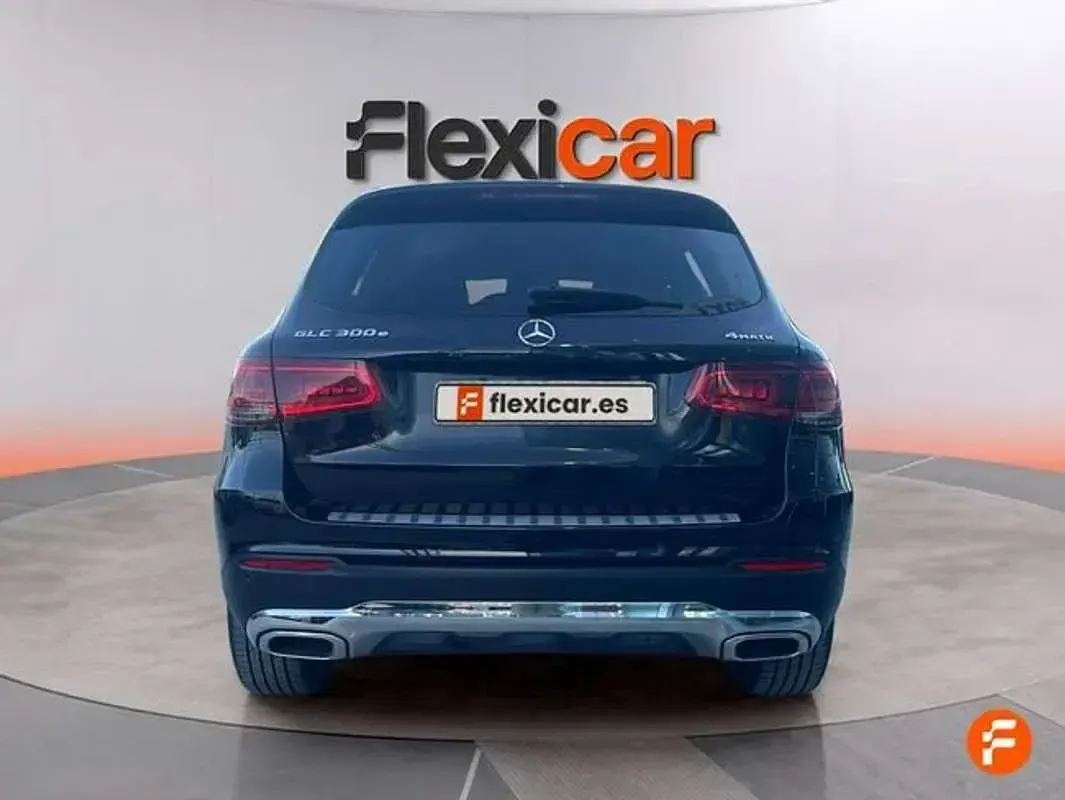 Käytetty Mercedes GLC300e 306 HP (225 kW) 2020 Musta Katumaasturi