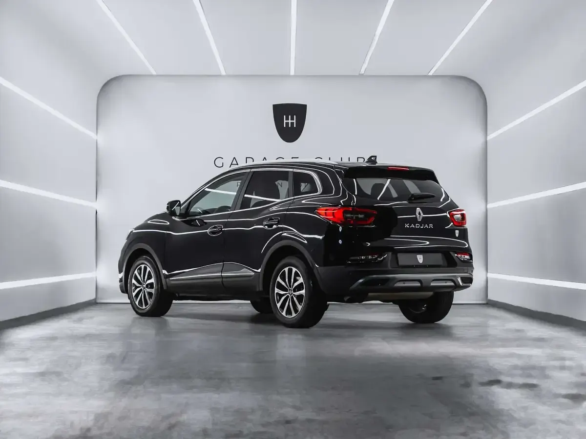Usado Renault Kadjar Zen 140 CV (102 kW) 2020 Negro SUV