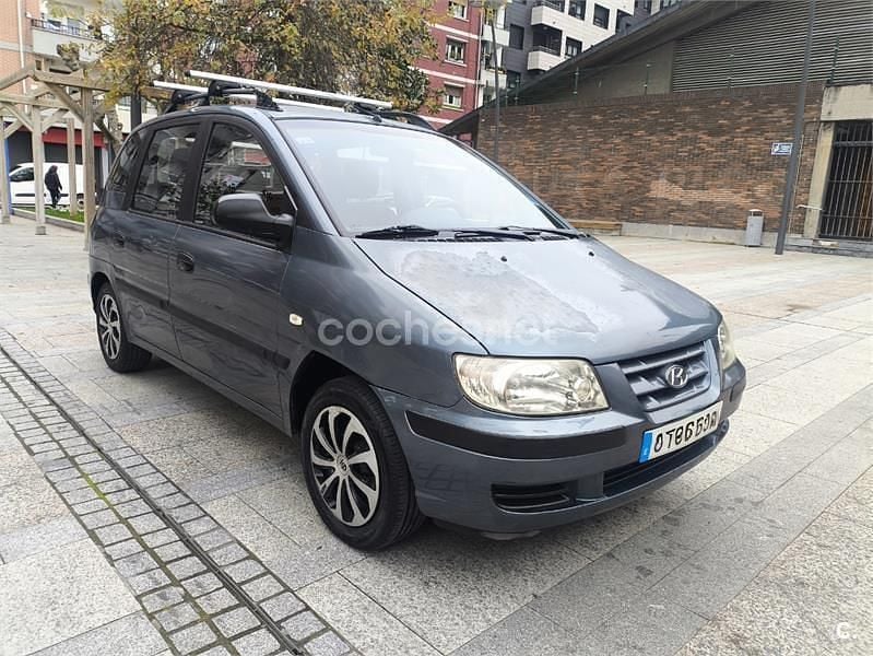 Azul Usado 2001 Hyundai Matrix GLS Monovolumen | 1990 € (Precio justo) - Imagen 1/4