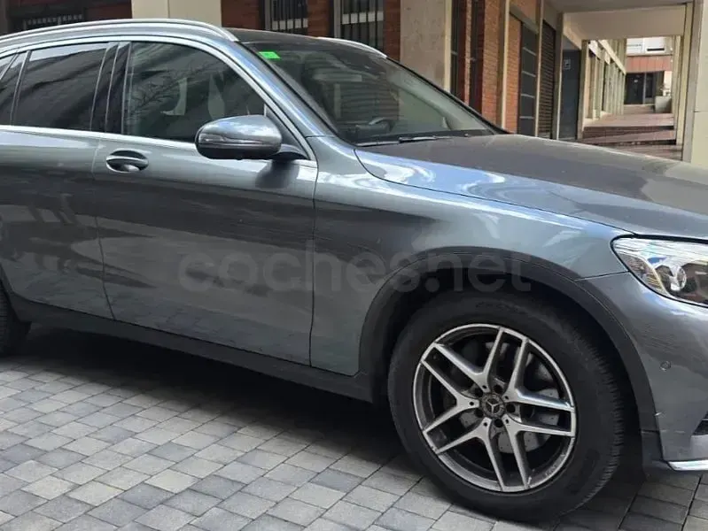 Usado Mercedes GLC250 204 CV (150 kW) 2017 Gris / plata SUV