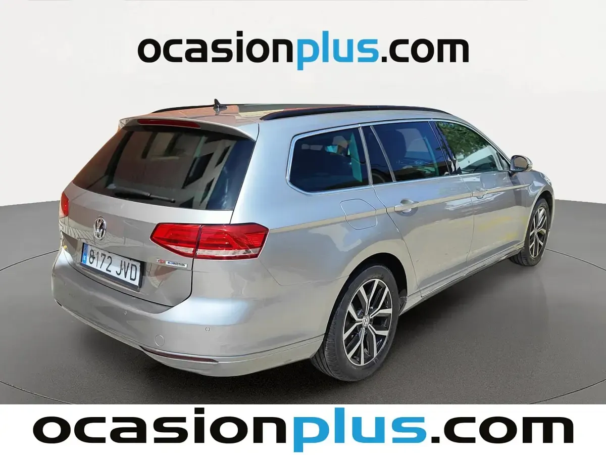 Usado VW Passat Advance 150 CV (110 kW) 2016 Gris Familiar