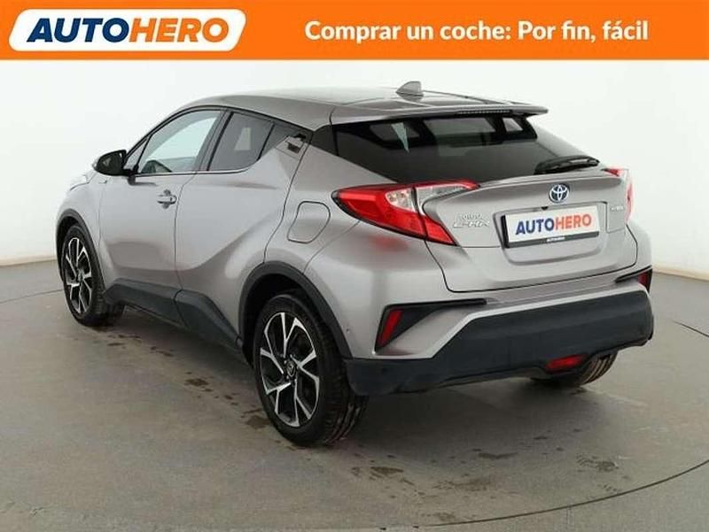 Usado Toyota C-HR Advance 122 CV (89 kW) 2019 Gris SUV