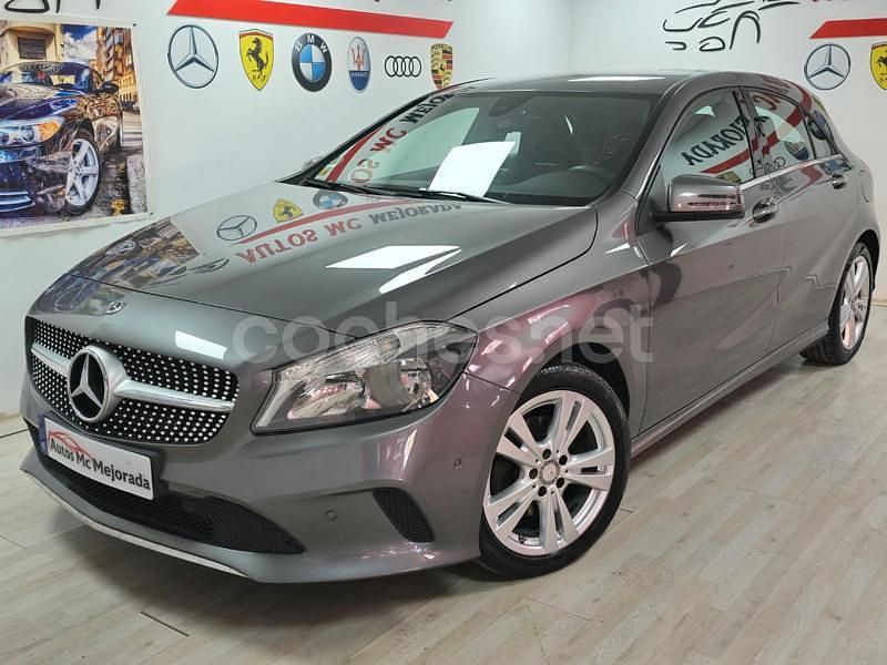 Gris / plata Usado 2016 Mercedes A180 Urban Berlina | 14.999 € (Precio justo) - Imagen 1/4