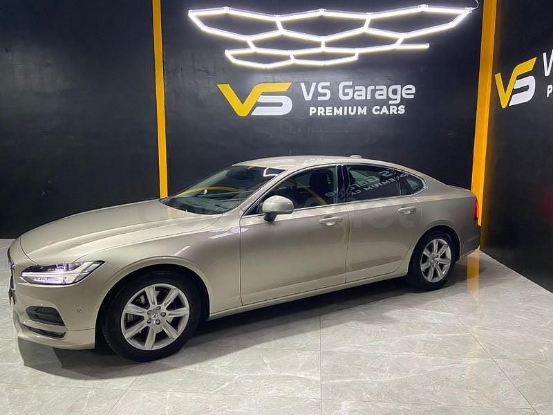 Usado Volvo S90 Inscription 190 CV (139 kW) 2019 Amarillo Berlina