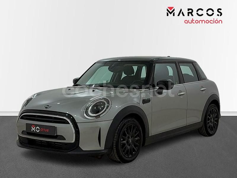 Usado Mini Cooper 136 CV (100 kW) 2023 Gris / plata (tela firework carbon black) Utilitario
