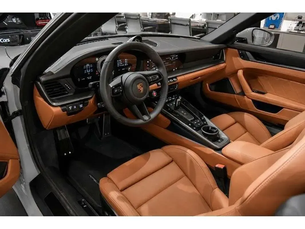 Nuevo Porsche 992 640 CV (470 kW) 2026 Gris Descapotable