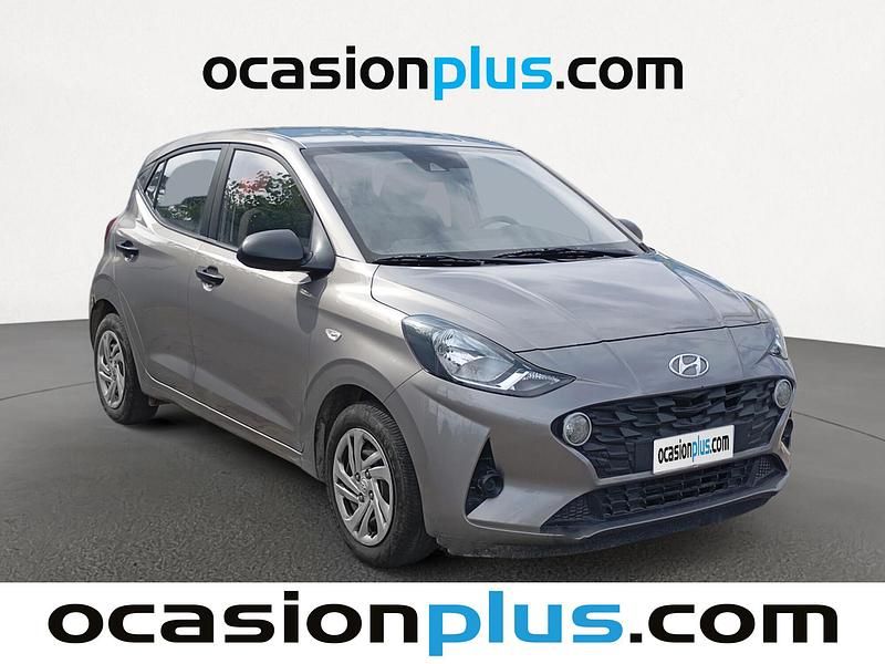 Usado Hyundai i10 67 CV (49 kW) 2022 Gris / plata Utilitario
