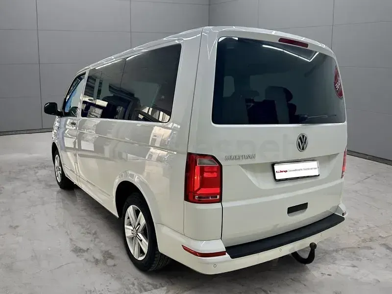 Usado VW Multivan 150 CV (110 kW) 2020 Blanco Monovolumen