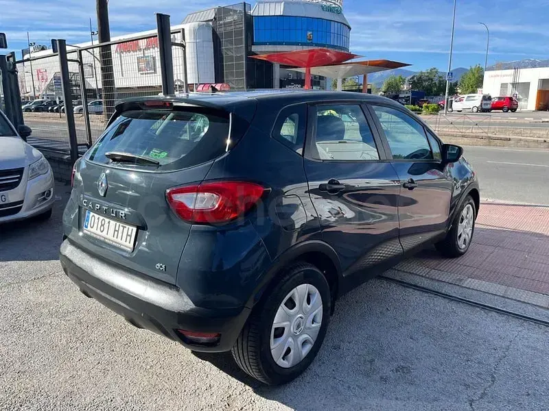 Usado Renault Captur Life 90 CV (66 kW) 2013 Azul SUV